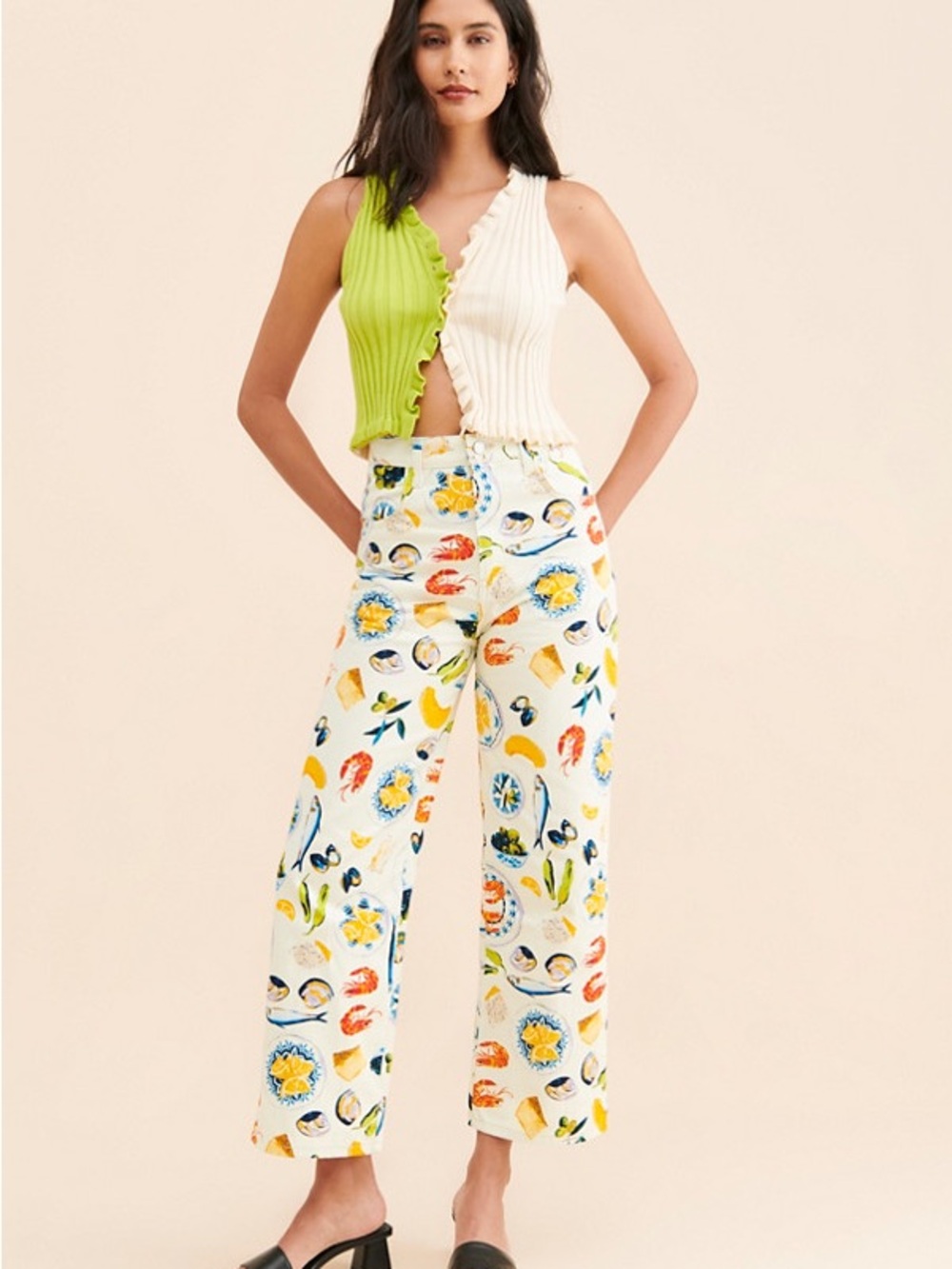 Lisa Says Gah White Straight-Leg Pants with Multicolor Print (zipper broken)